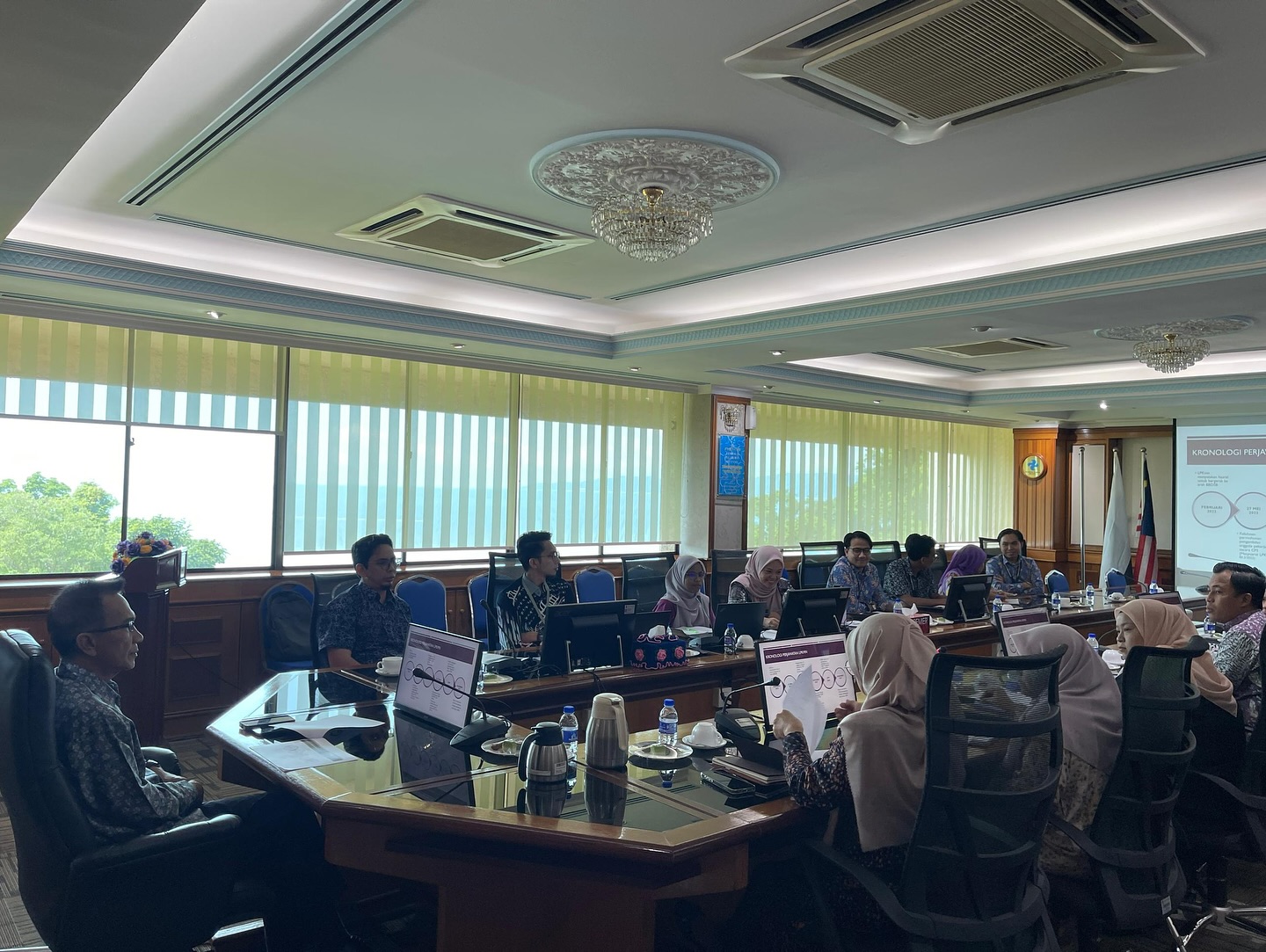 PERJUMPAAN CHAIRMAN LPKmn